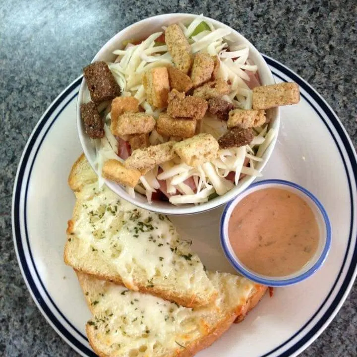 Chef salad with croutons and garlic bread